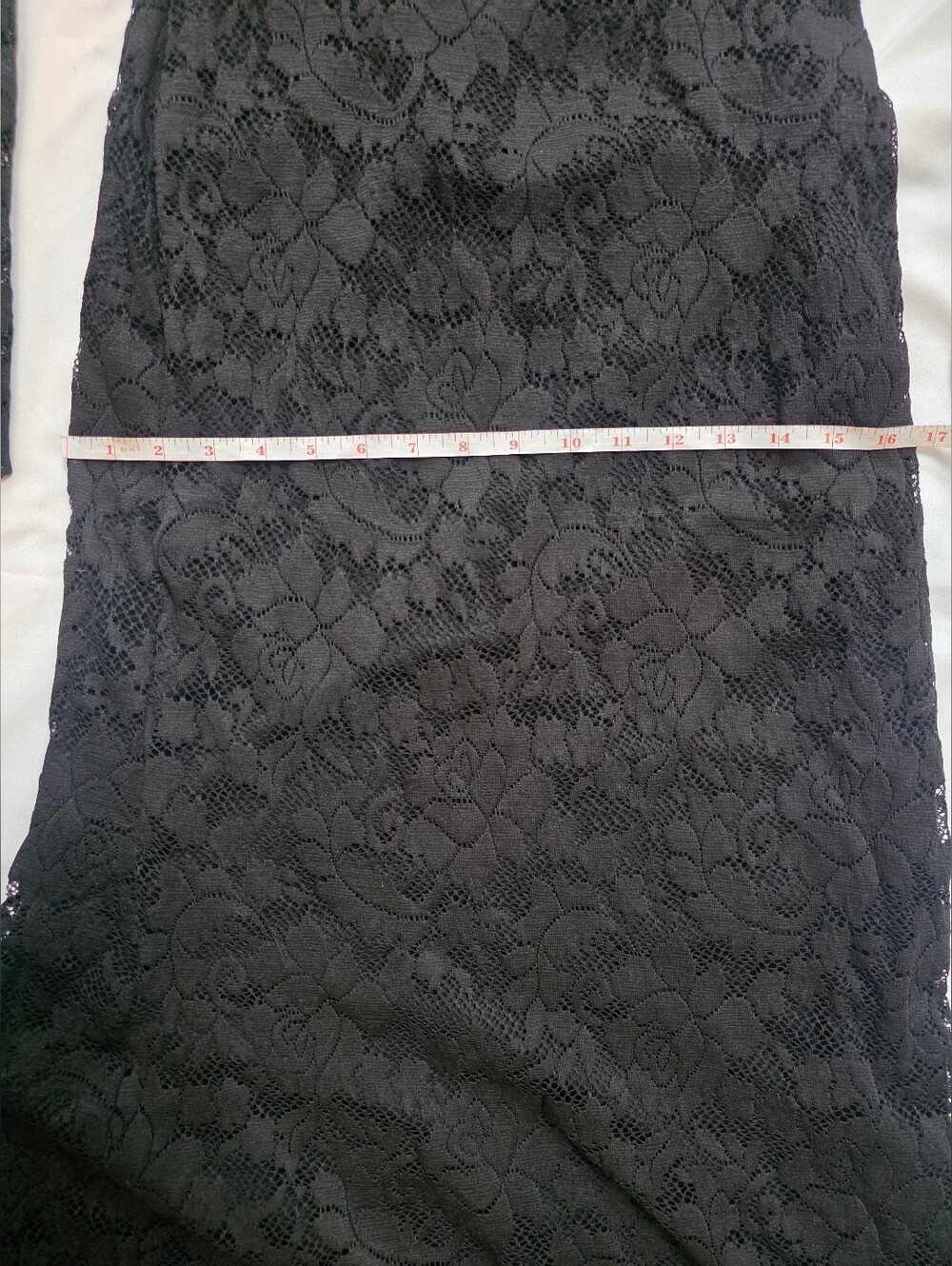 Vintage Lip Service Black Lace Goth Maxi Dress Lace-Up Front Bell Sleeve Size L - Picture 11 of 13